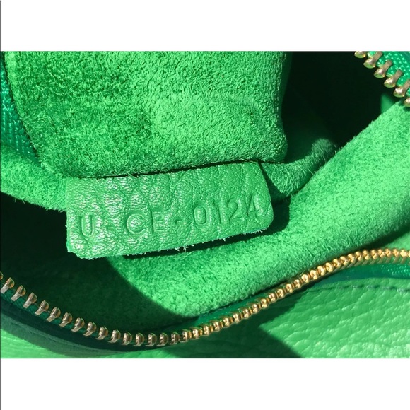 Authentic Green Celine Phantom Tote 100% Calfskin - Picture 8 of 8